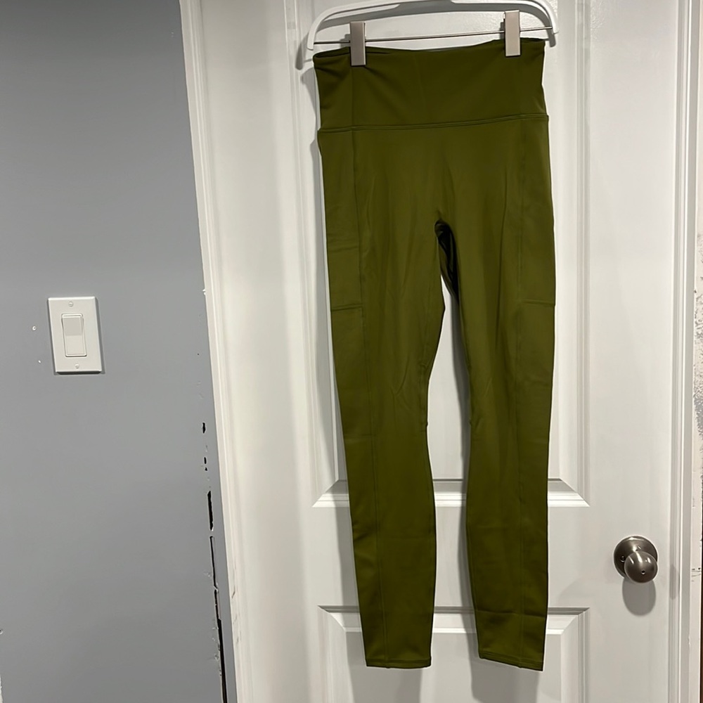Fabletics High Waisted Utility Leggings